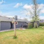 Casa de Férias Rustic Retreat At Strand-by Traum *