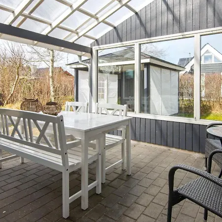 Rustic Retreat At Strand-by Traum *