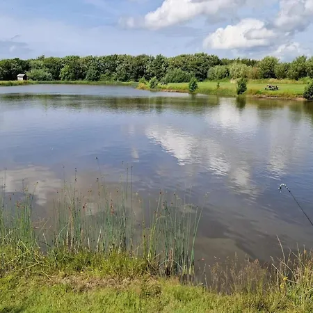 Rustic Retreat At Strand-by Traum Nyaraló Hemmet
