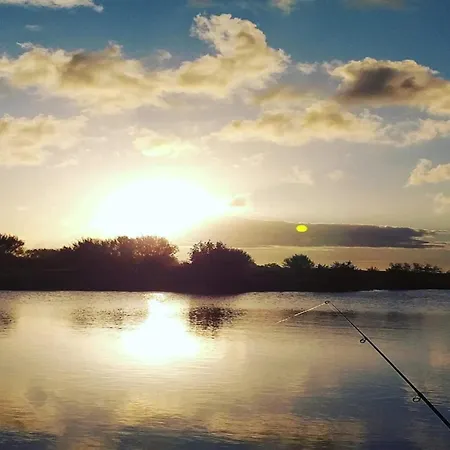 Rustic Retreat At Strand-by Traum Nyaraló