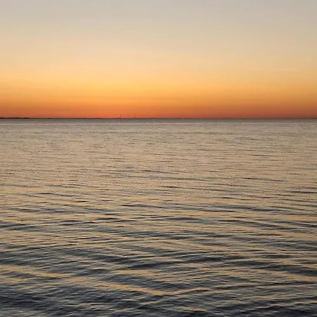 Rustic Retreat At Strand-by Traum Hemmet