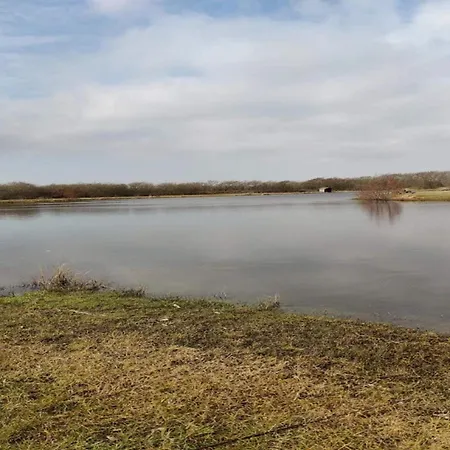 Rustic Retreat At Strand-by Traum Nyaraló