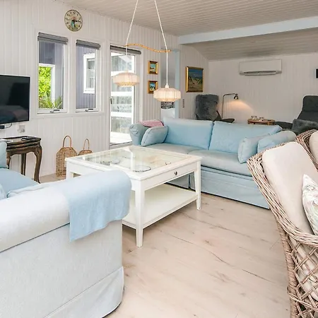 Rustic Retreat At Strand-by Traum Tatil Evi