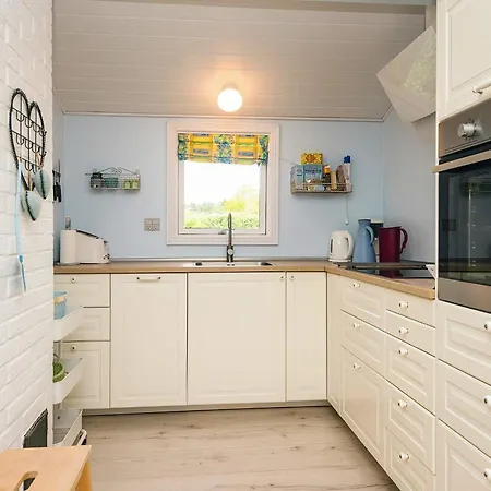 Rustic Retreat At Strand-by Traum *
